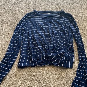 So stripped long sleeve shirt